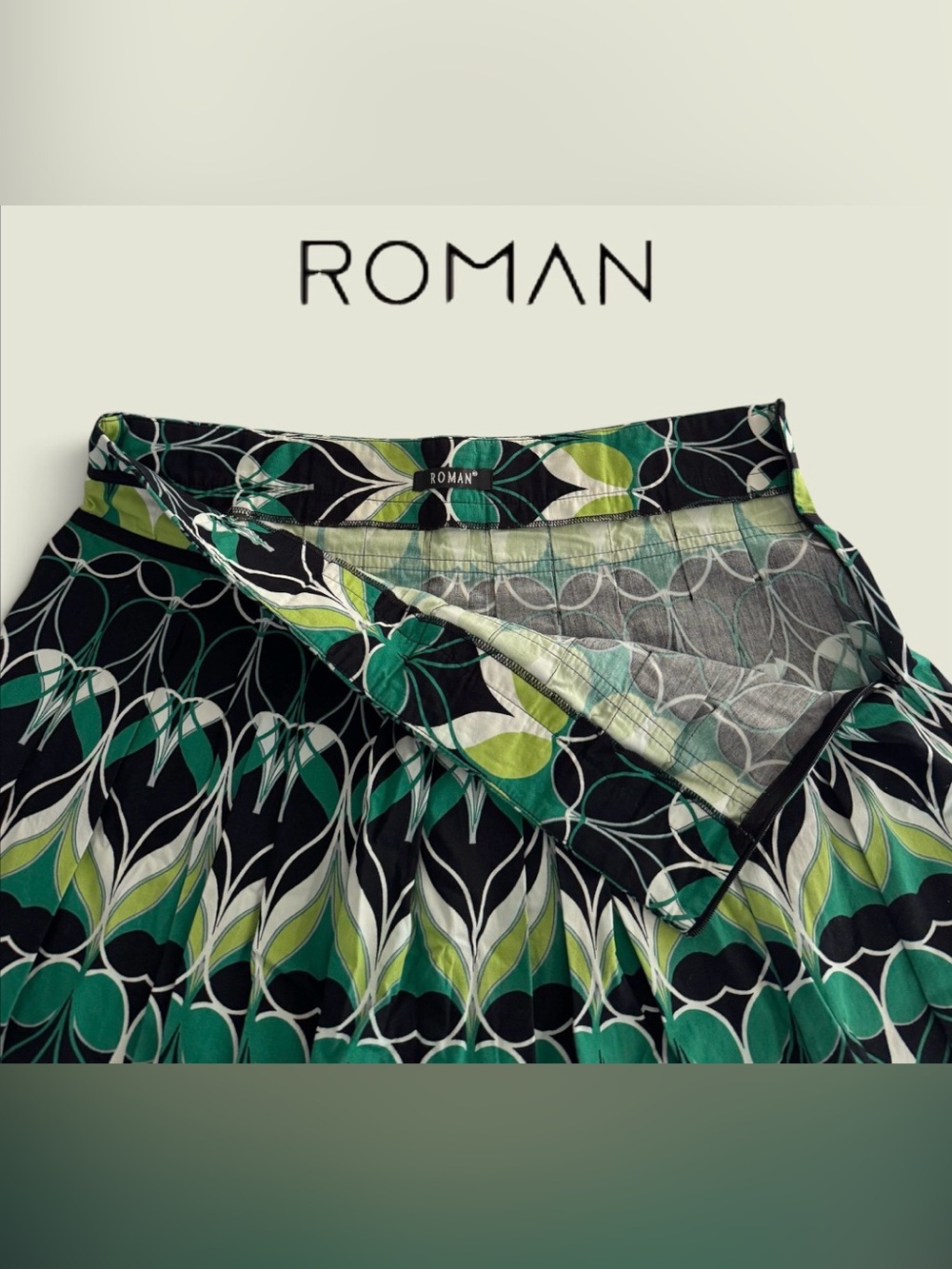 ROMAN Women’s Green & Black Botanical Art Deco Print Flared Pleated Skirt - Picture 3 of 6